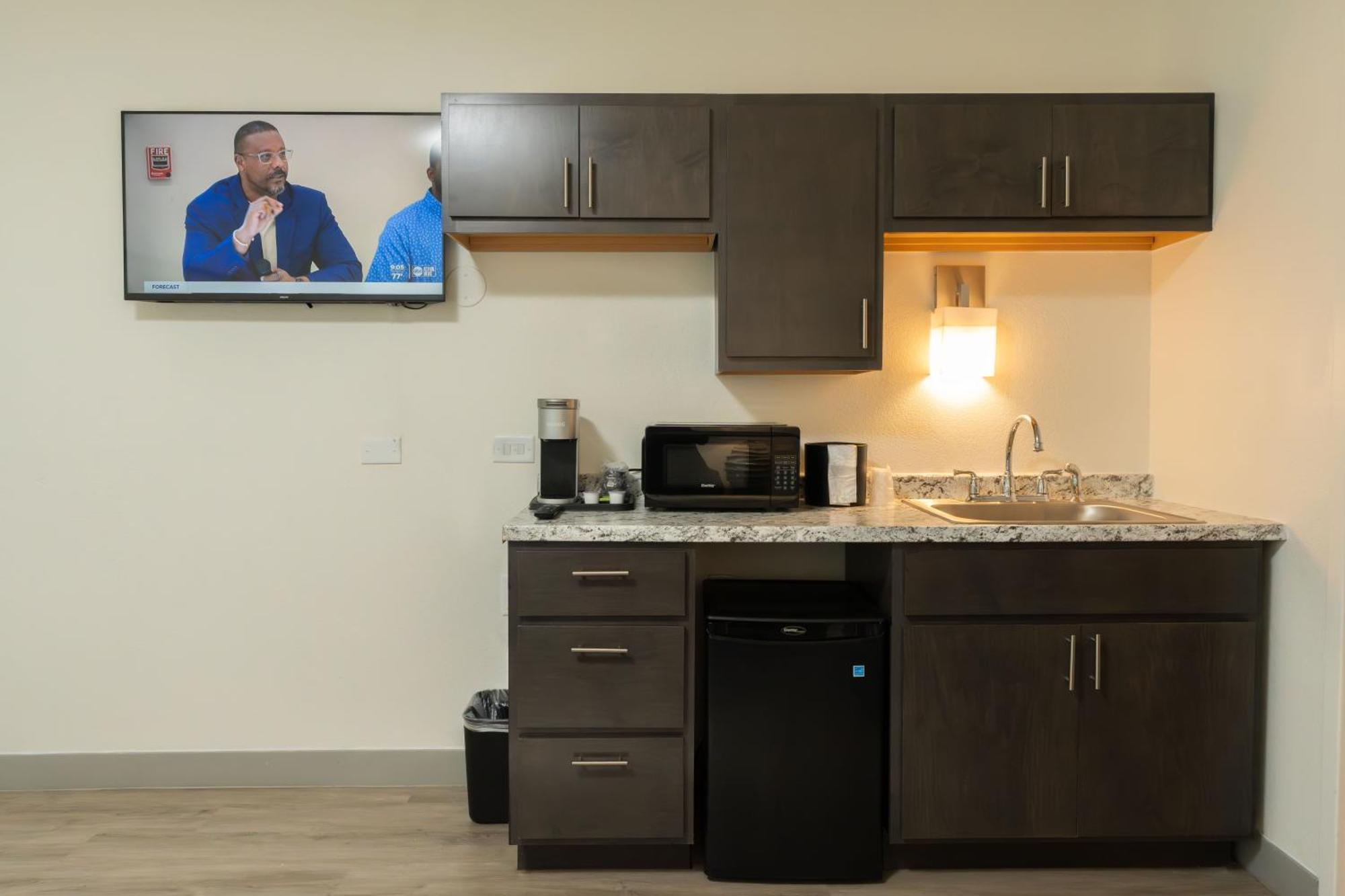 Oasis Bay Suites, Tampa, Busch Gardens, Usf Eksteriør bilde