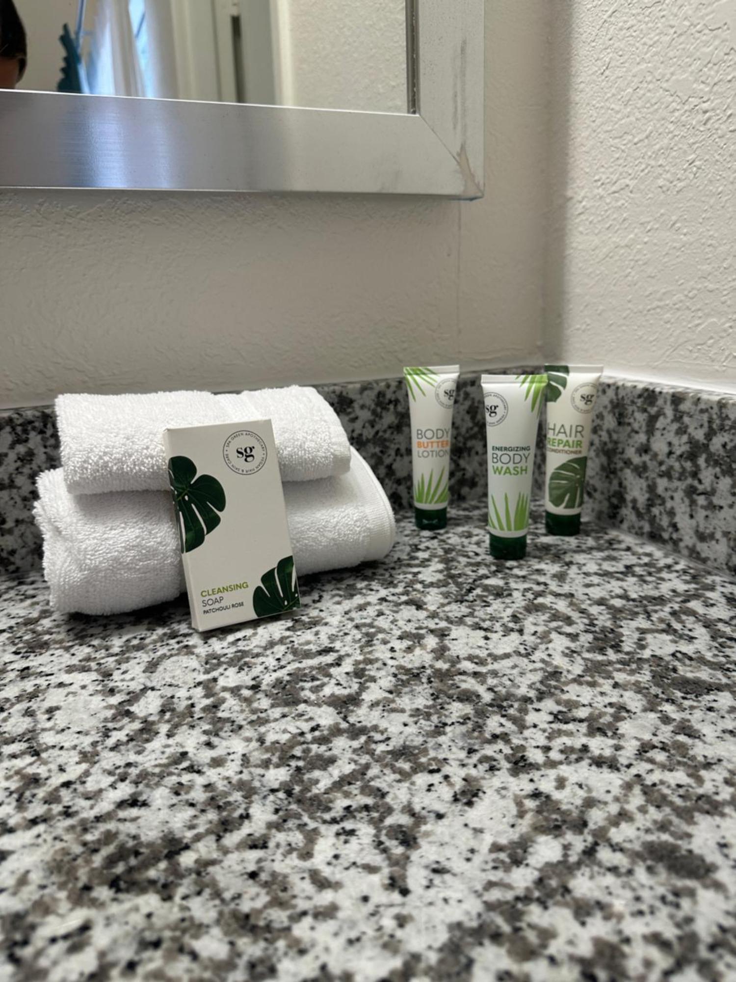 Oasis Bay Suites, Tampa, Busch Gardens, Usf Eksteriør bilde